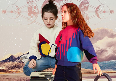 The Warm Fabrics -- The Comprehensive Analysis of Benchmark Brands of Girls' Knitwear