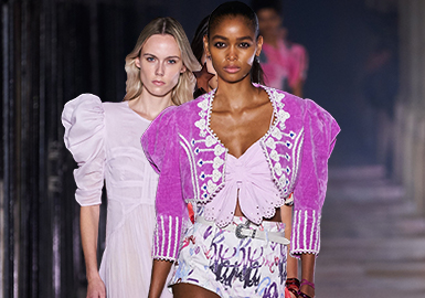 The 1980s Disco -- The Catwalk Analysis of ISABEL MARANT Womenswear