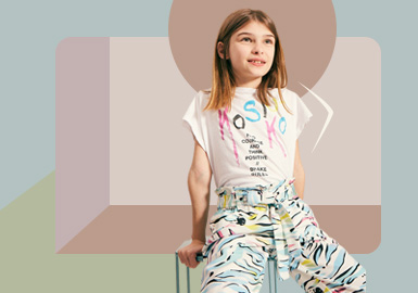 Comfortable Keynote -- The Silhouette Trend for Girls' Wear