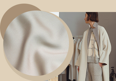 Minimalist Art -- The Fabric Trend for Women's Woolen Outerwear