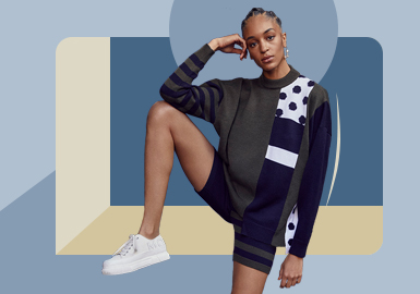 Comfortable Sport -- The Silhouette Trend for Women's Knitwear Set